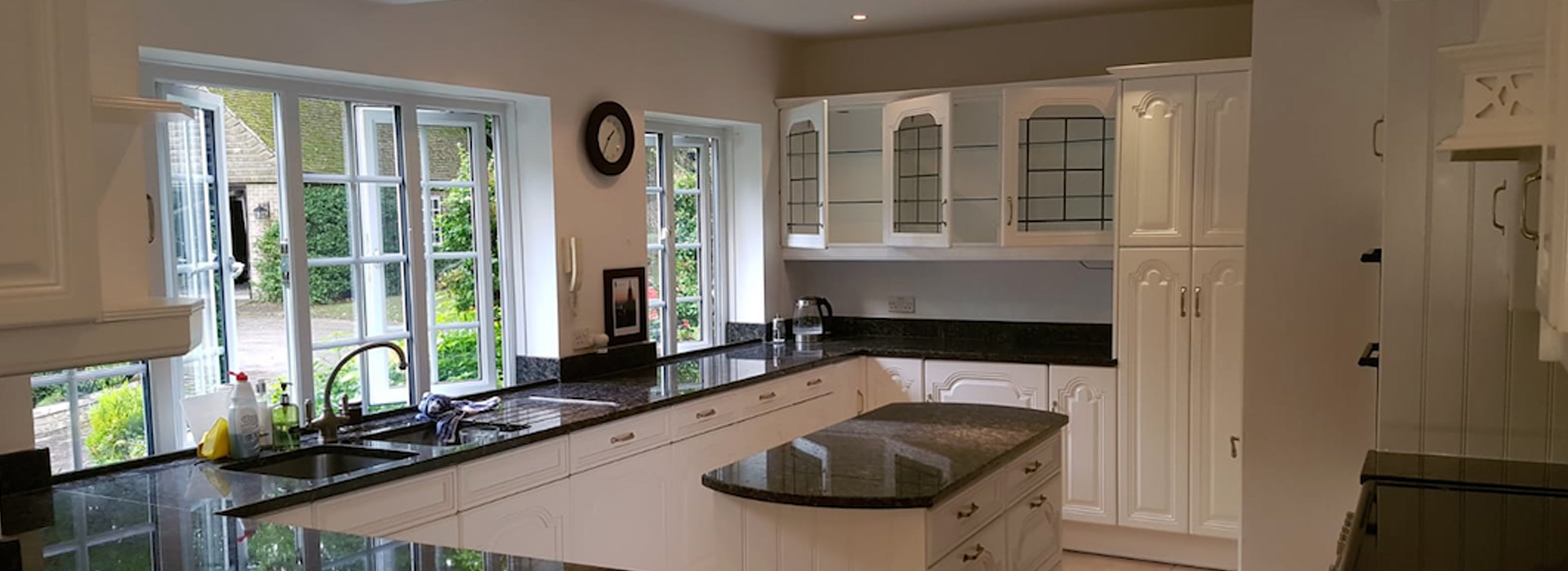 The Kitchen Respray Company - Specialists in bespoke & custom painted kitchen respraying and finishing